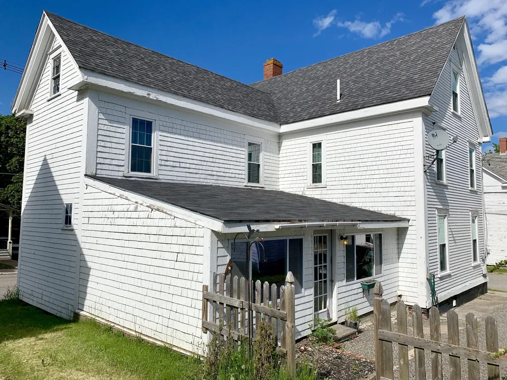 32 Washington Street Eastport ME 04631