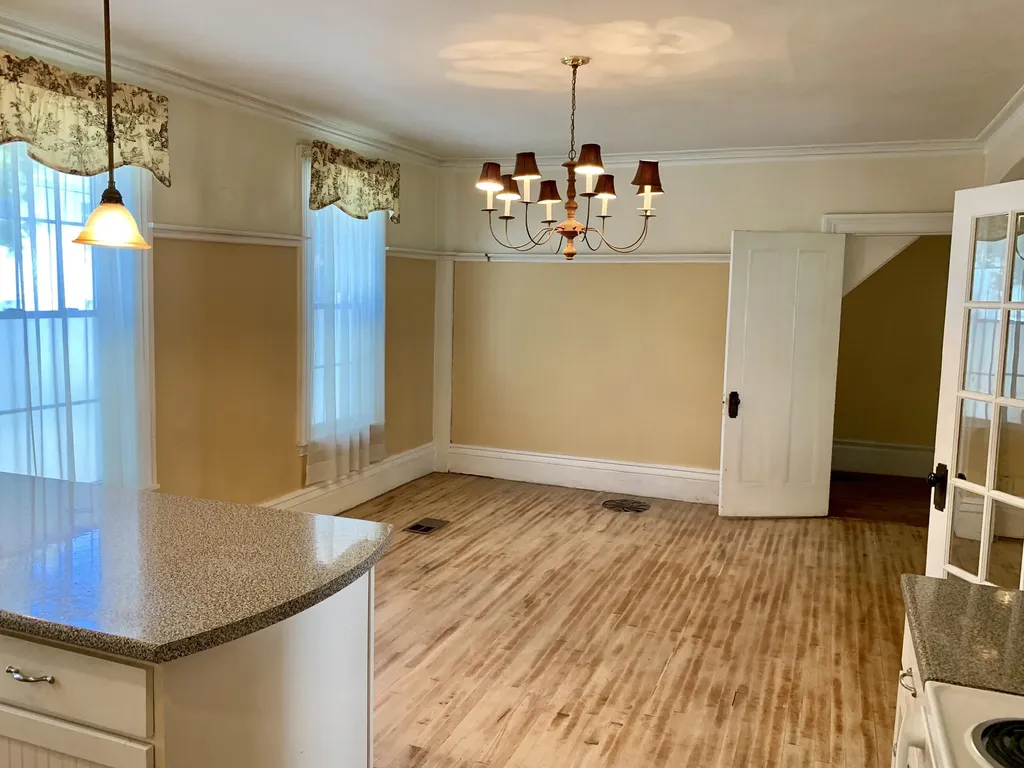 32 Washington Street Eastport ME 04631