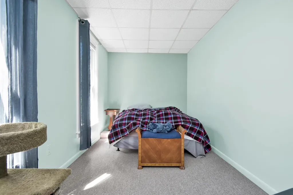 2 Hennessey Avenue Brunswick ME 04011