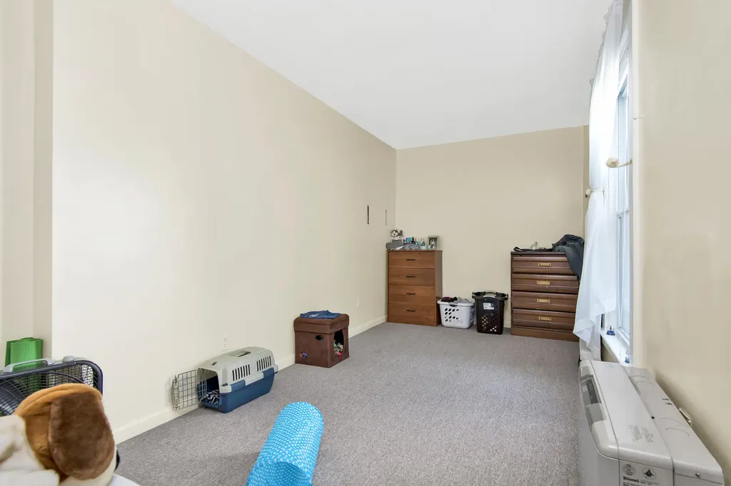 2 Hennessey Avenue Brunswick ME 04011