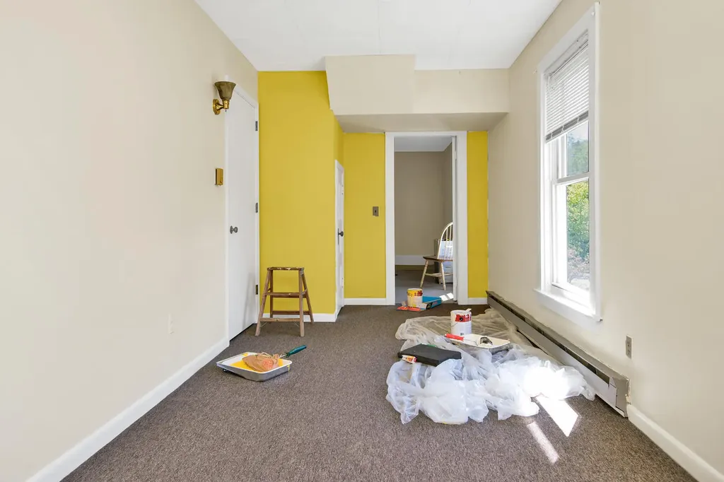 2 Hennessey Avenue Brunswick ME 04011