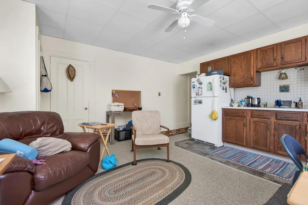 2 Hennessey Avenue Brunswick ME 04011