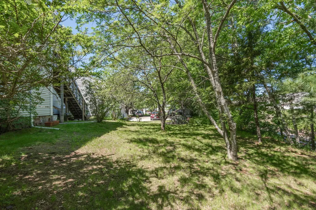 2 Hennessey Avenue Brunswick ME 04011