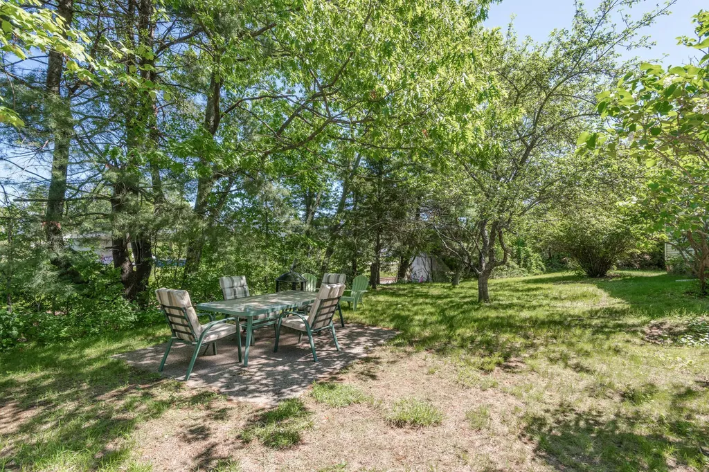 2 Hennessey Avenue Brunswick ME 04011
