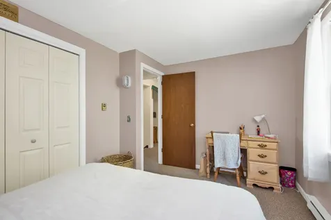 2 Hennessey Avenue Brunswick ME 04011