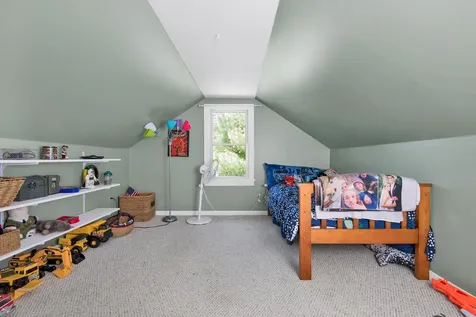 2 Hennessey Avenue Brunswick ME 04011
