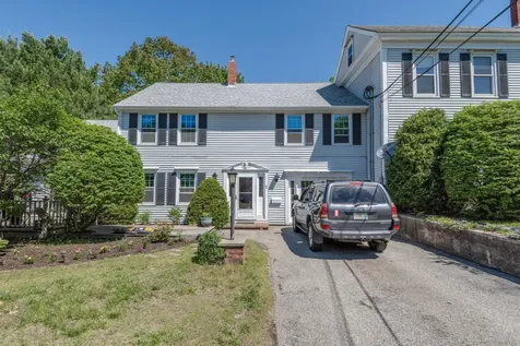 2 Hennessey Avenue Brunswick ME 04011