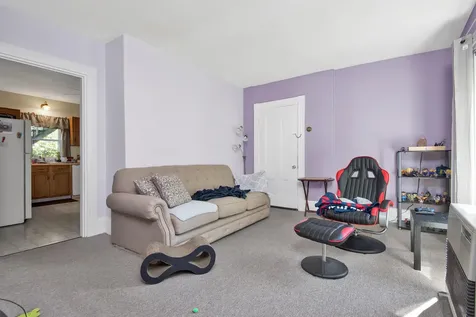 2 Hennessey Avenue Brunswick ME 04011