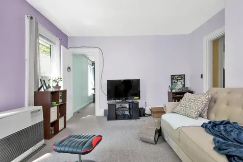 2 Hennessey Avenue Brunswick ME 04011