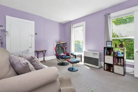 2 Hennessey Avenue Brunswick ME 04011