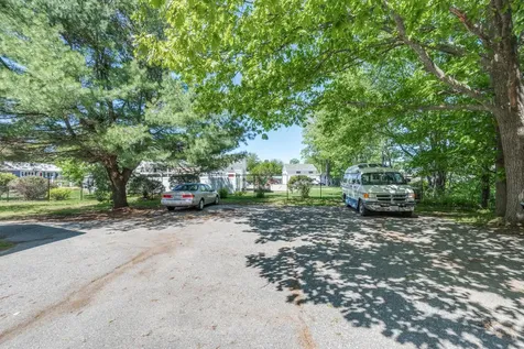 2 Hennessey Avenue Brunswick ME 04011