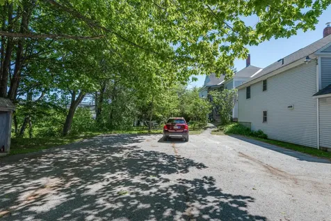 2 Hennessey Avenue Brunswick ME 04011