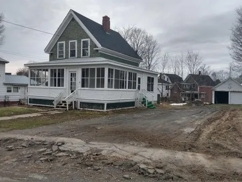 26 Elm Street Houlton ME 04730