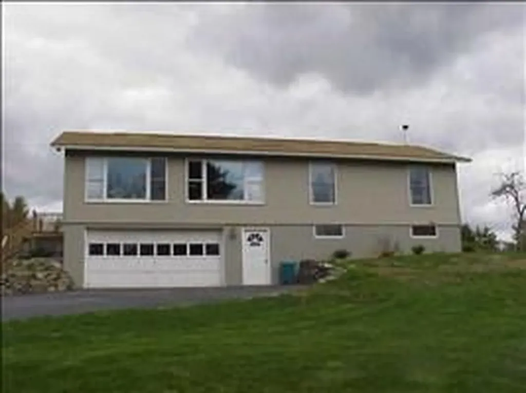143 Dow Highway South Berwick ME 03908
