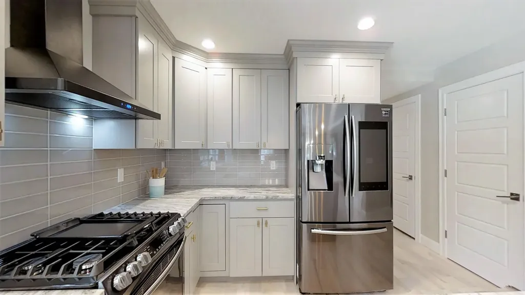 272 Blackstrap Road Falmouth ME 04105