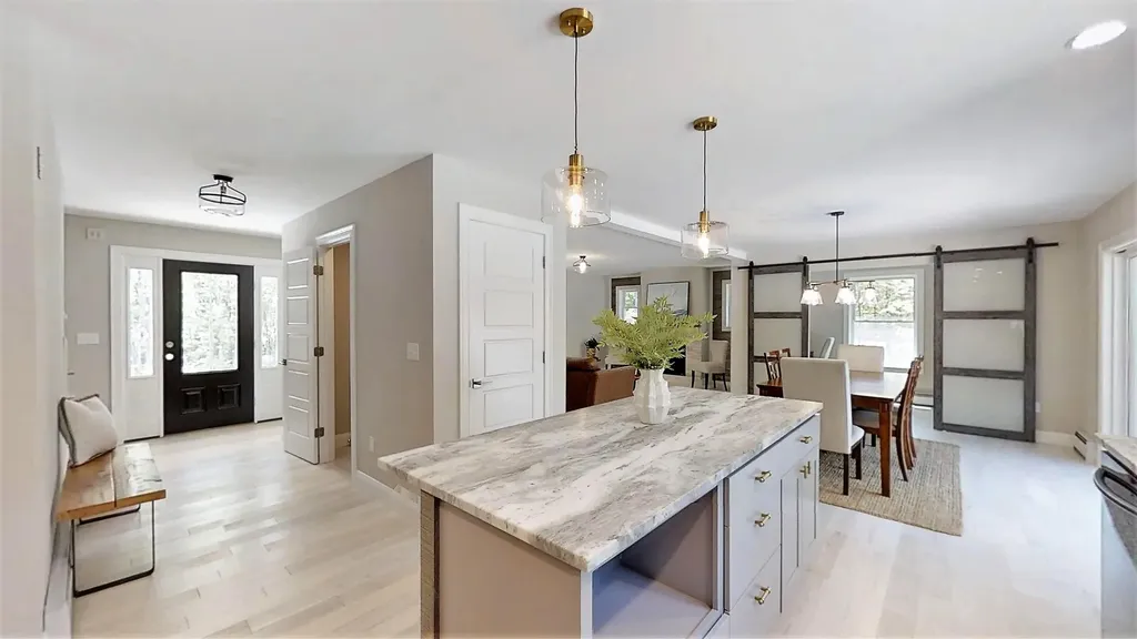272 Blackstrap Road Falmouth ME 04105