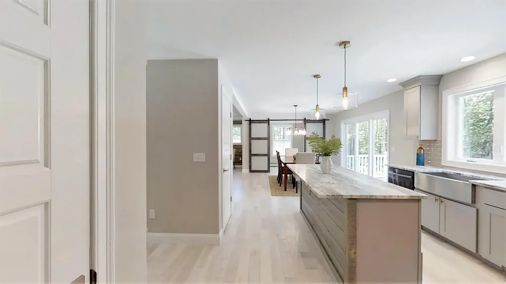 272 Blackstrap Road Falmouth ME 04105