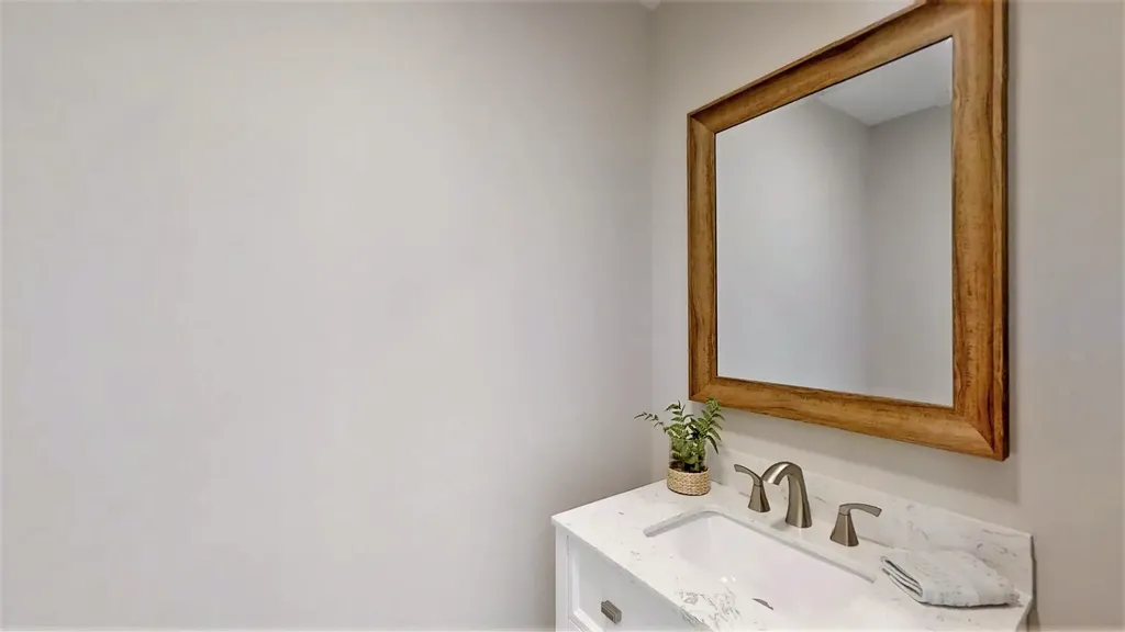 272 Blackstrap Road Falmouth ME 04105