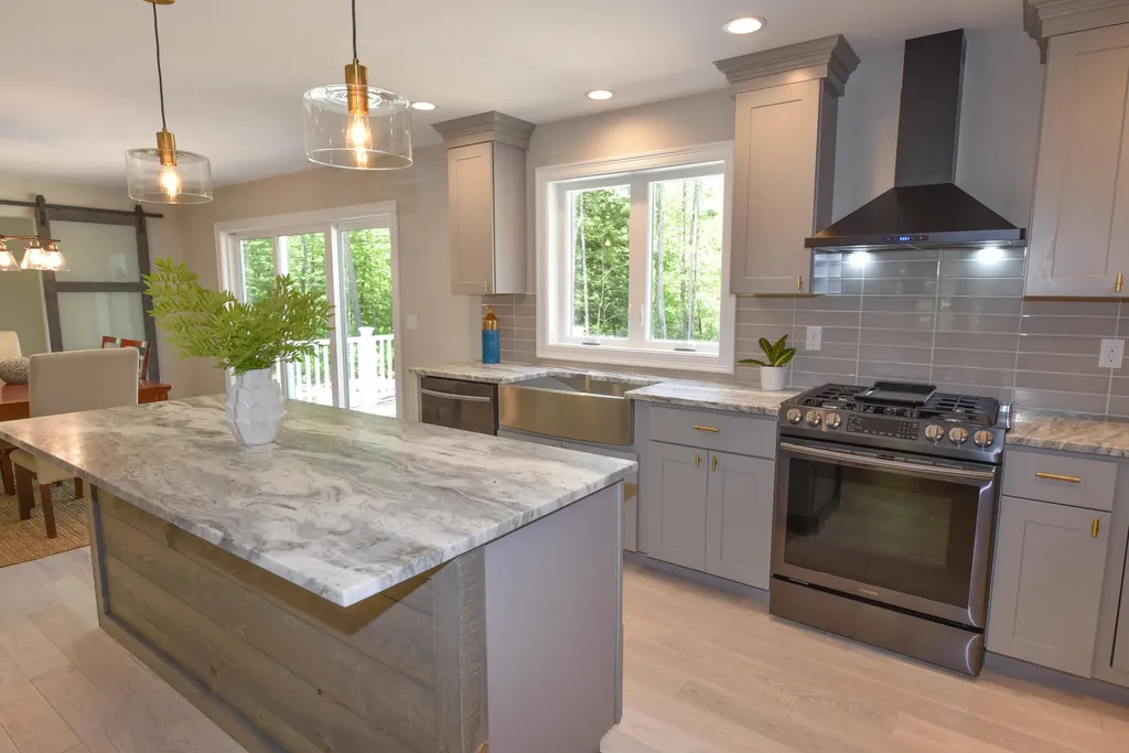 272 Blackstrap Road Falmouth ME 04105
