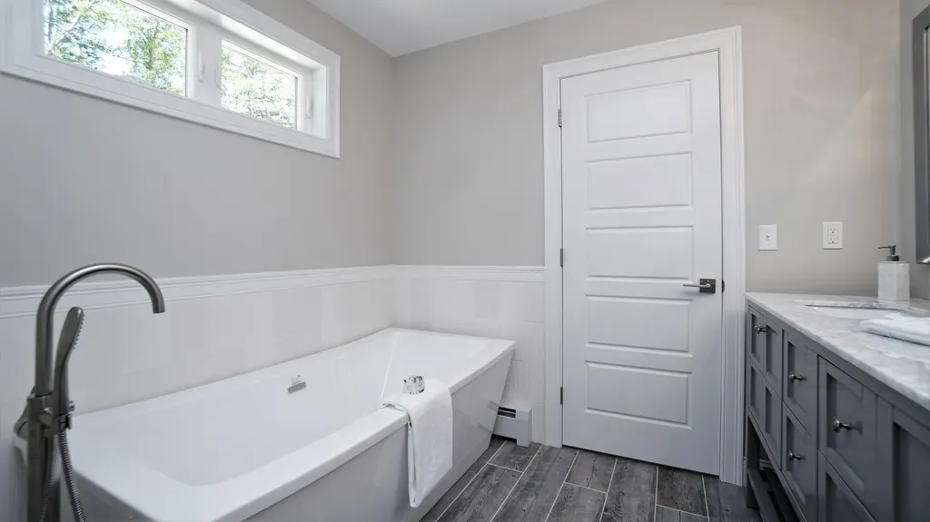 272 Blackstrap Road Falmouth ME 04105