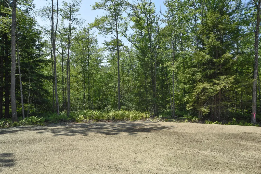 272 Blackstrap Road Falmouth ME 04105