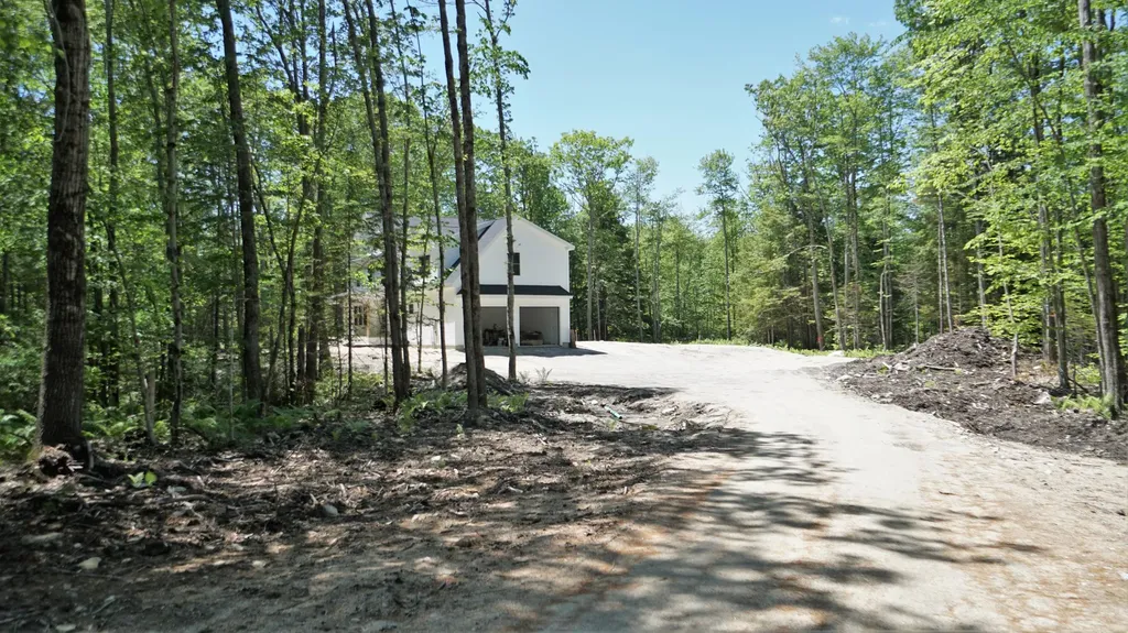272 Blackstrap Road Falmouth ME 04105