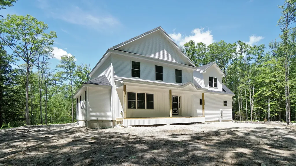 272 Blackstrap Road Falmouth ME 04105