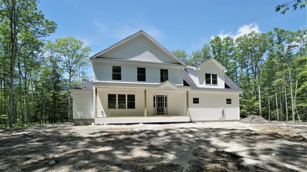 272 Blackstrap Road Falmouth ME 04105