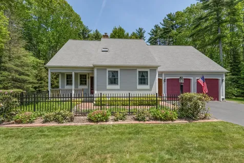 8 Raven Terrace Scarborough ME 04074
