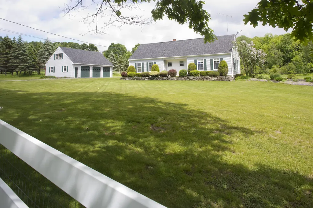 429 Lang Hill Road Palmyra ME 04965
