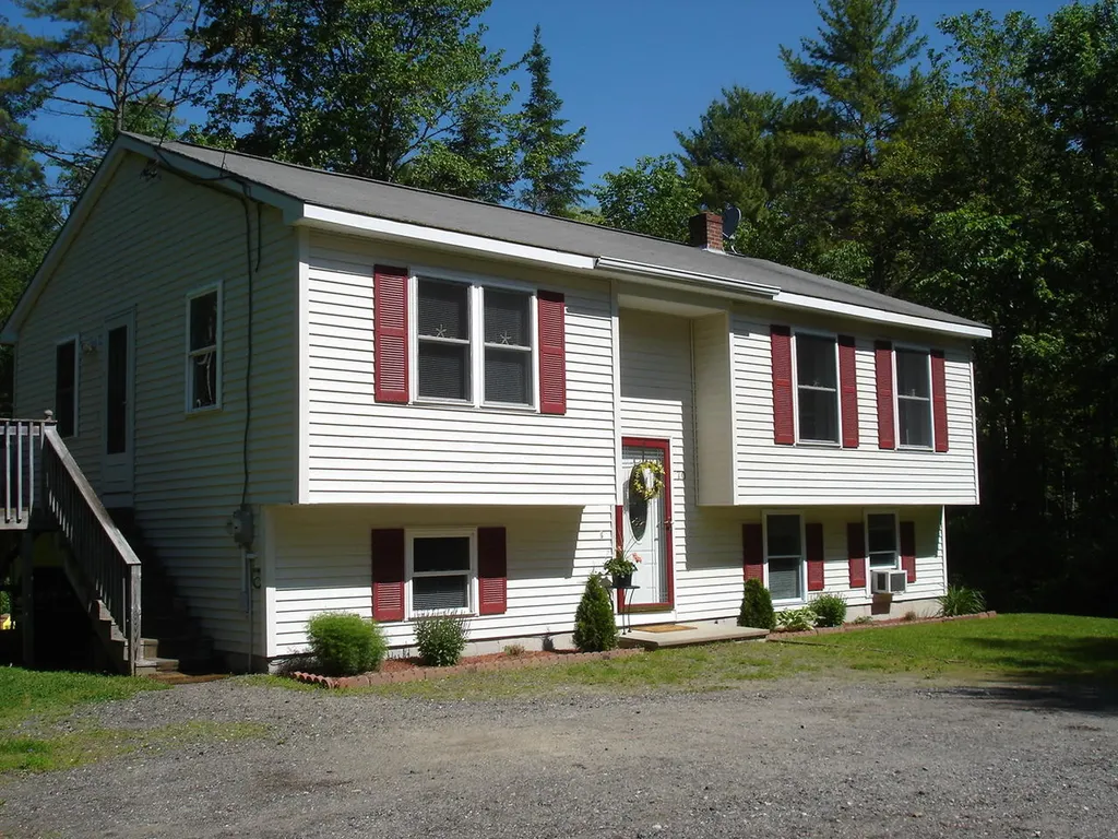 70 Spiller Road Gorham ME 04038