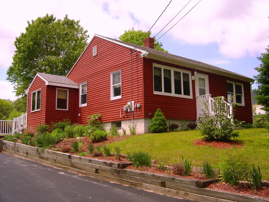 21 Clay Road Gorham ME 04038