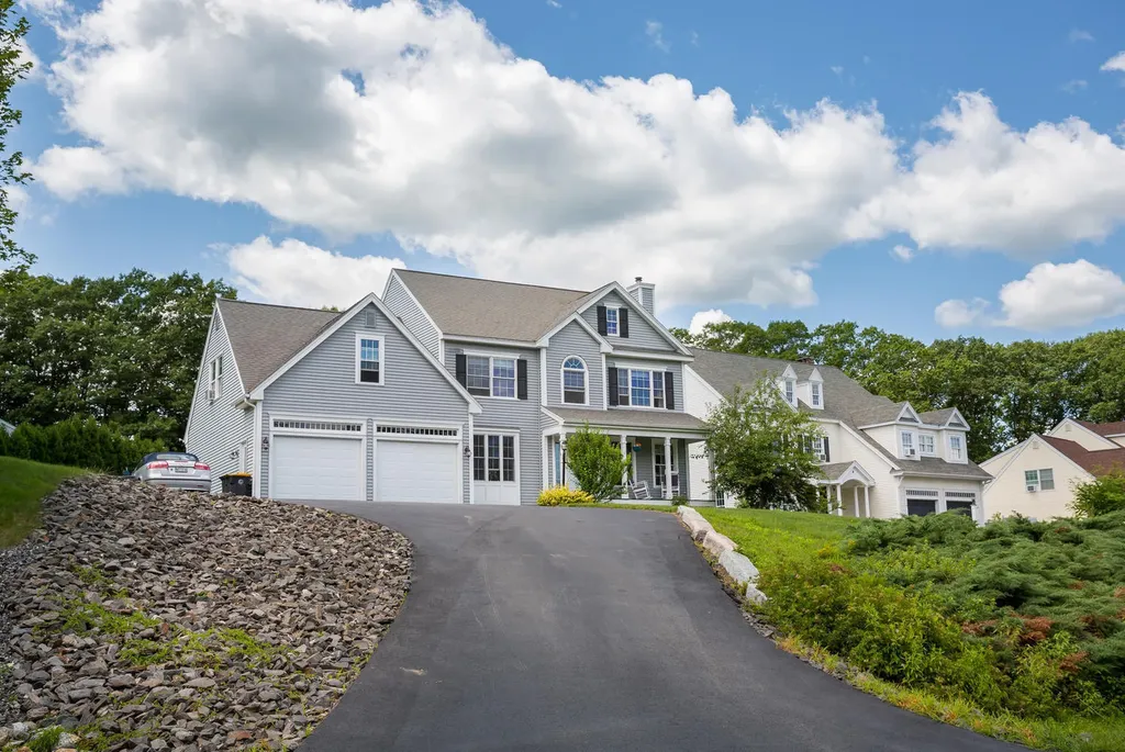 11 Meeting House Road Scarborough ME 04074
