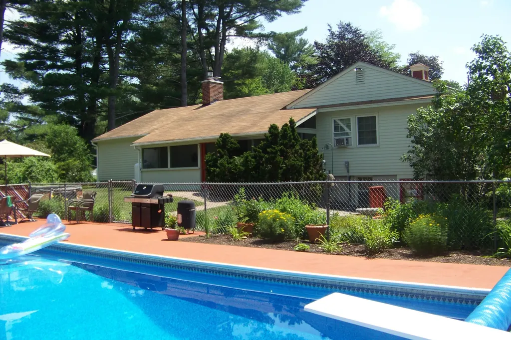 19 James Avenue Sanford ME 04073