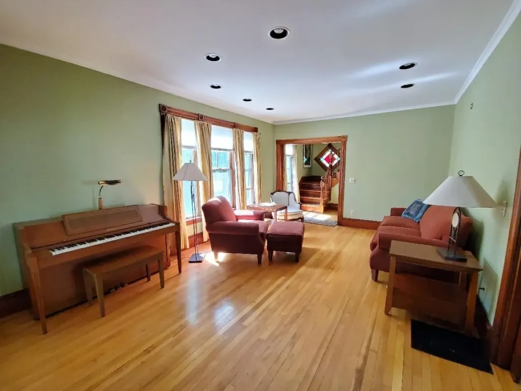 114 Lake Avenue Farmington ME 04938