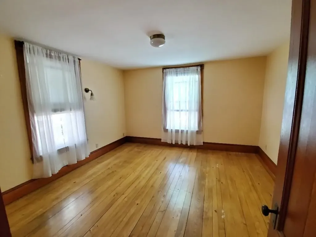 114 Lake Avenue Farmington ME 04938