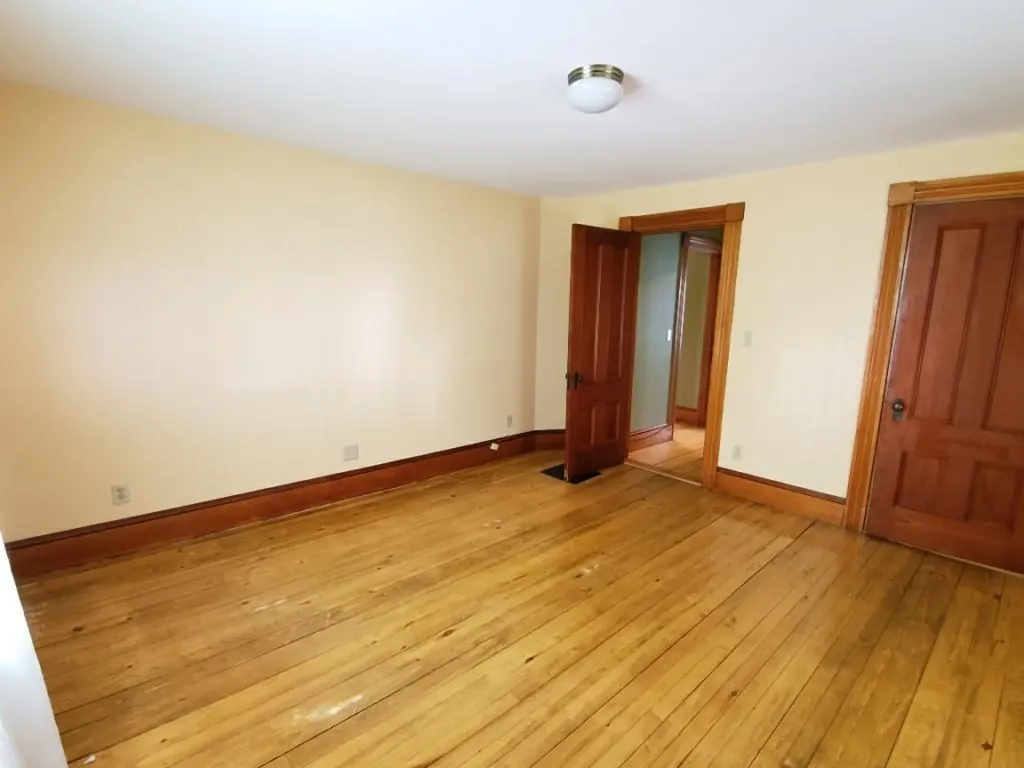 114 Lake Avenue Farmington ME 04938
