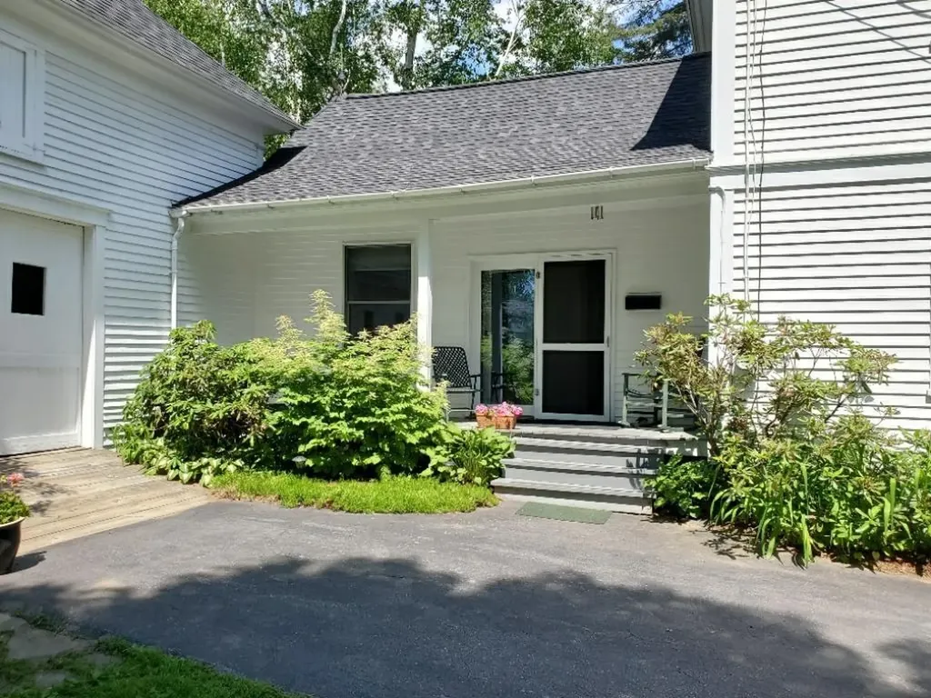 114 Lake Avenue Farmington ME 04938