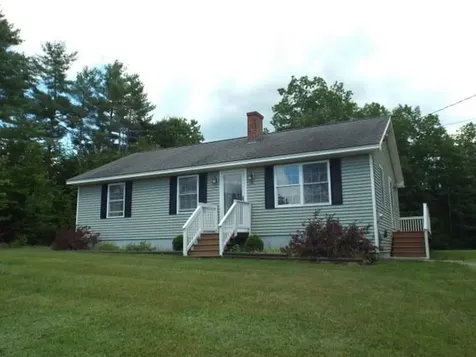 34 Taylor Lane Naples ME 04055