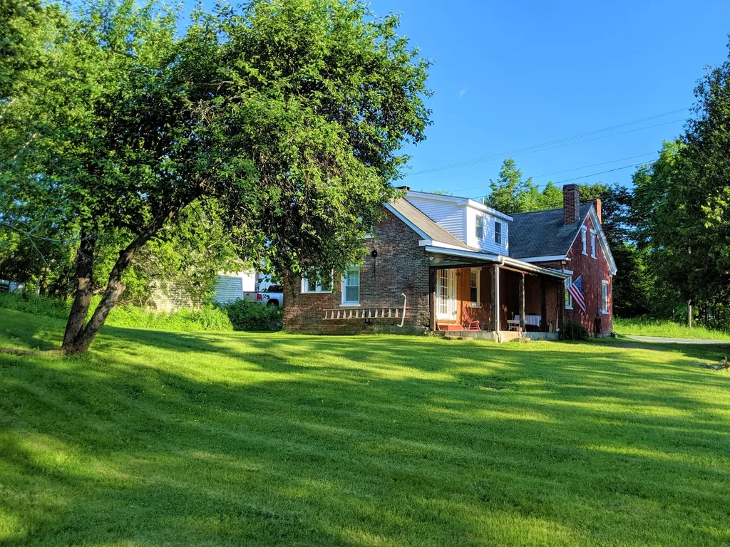 92 E Main Street Searsport ME 04974