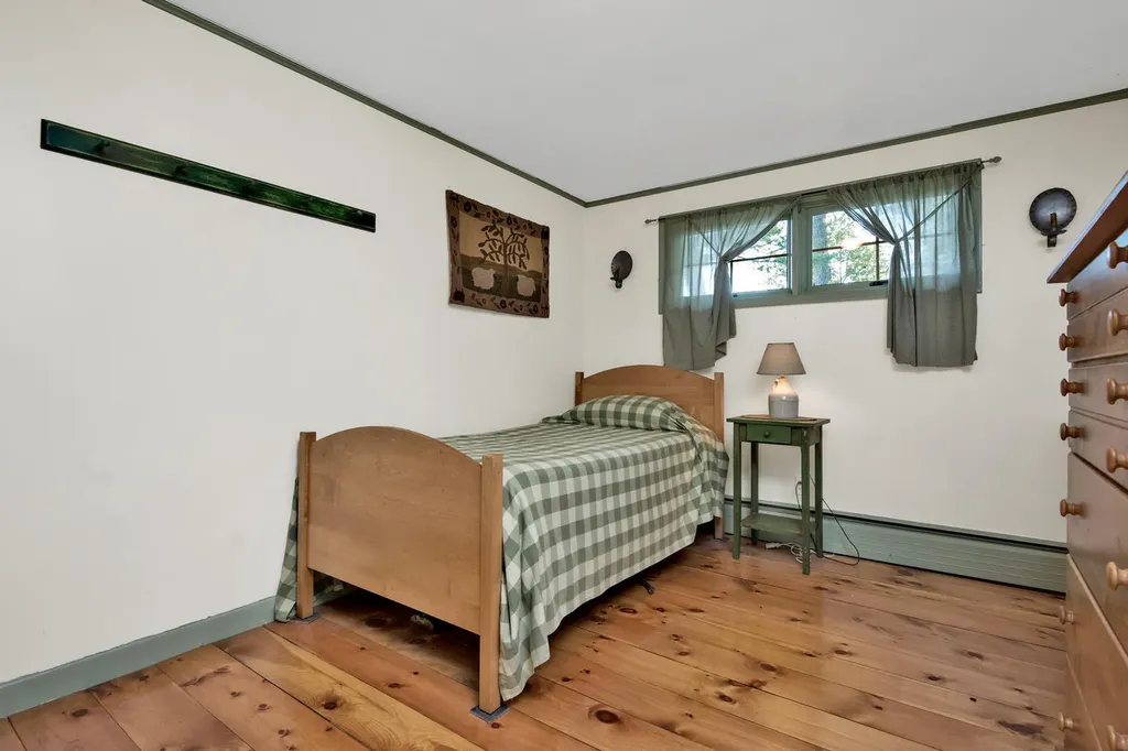 45 Sunset Road Falmouth ME 04105
