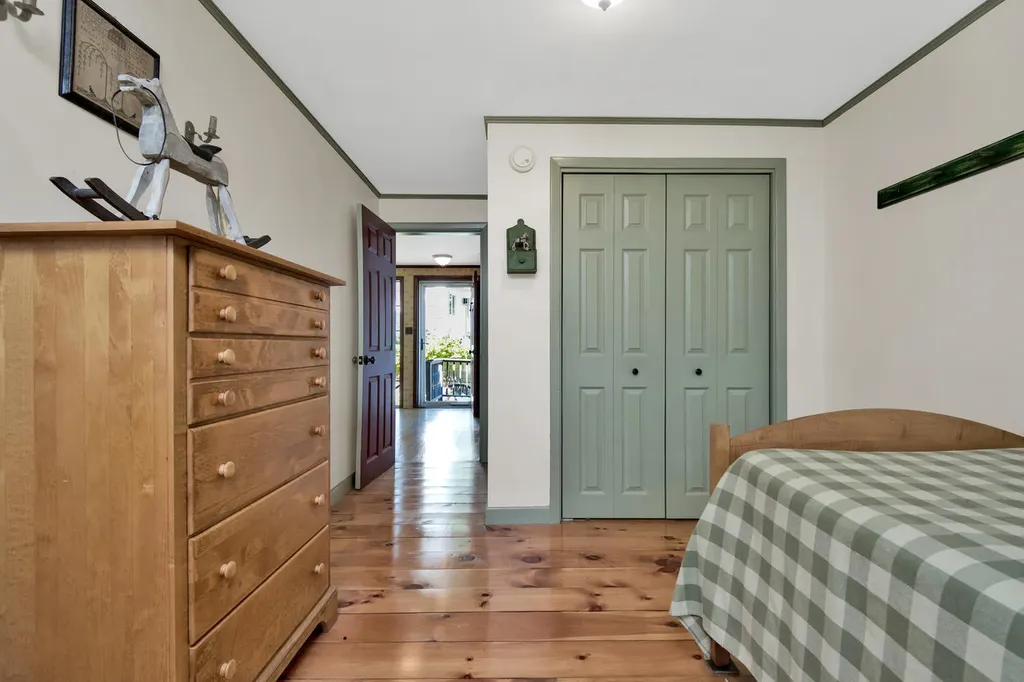45 Sunset Road Falmouth ME 04105