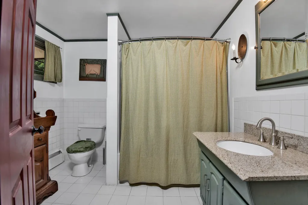 45 Sunset Road Falmouth ME 04105