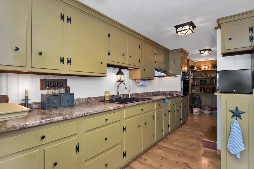 45 Sunset Road Falmouth ME 04105