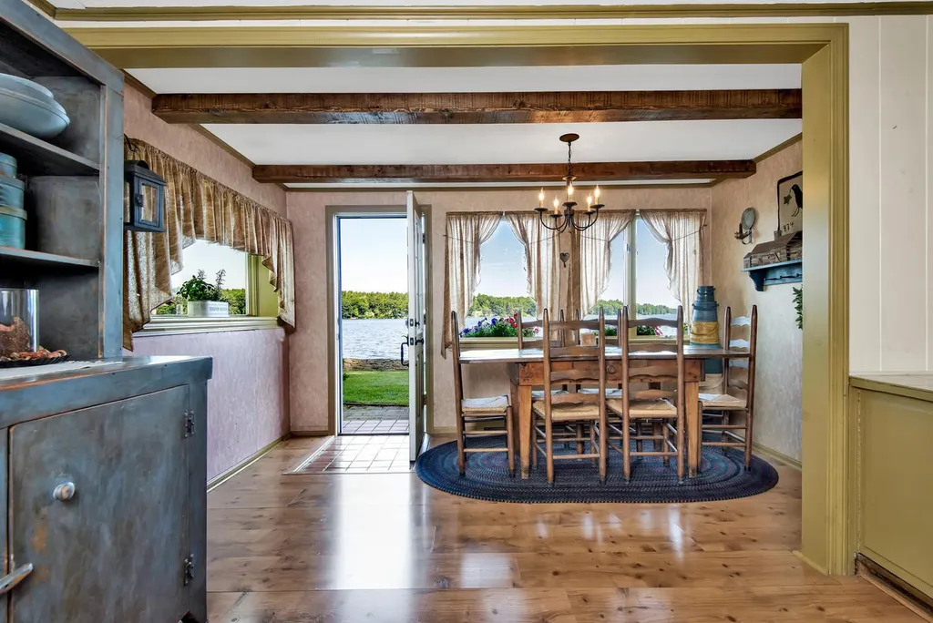 45 Sunset Road Falmouth ME 04105