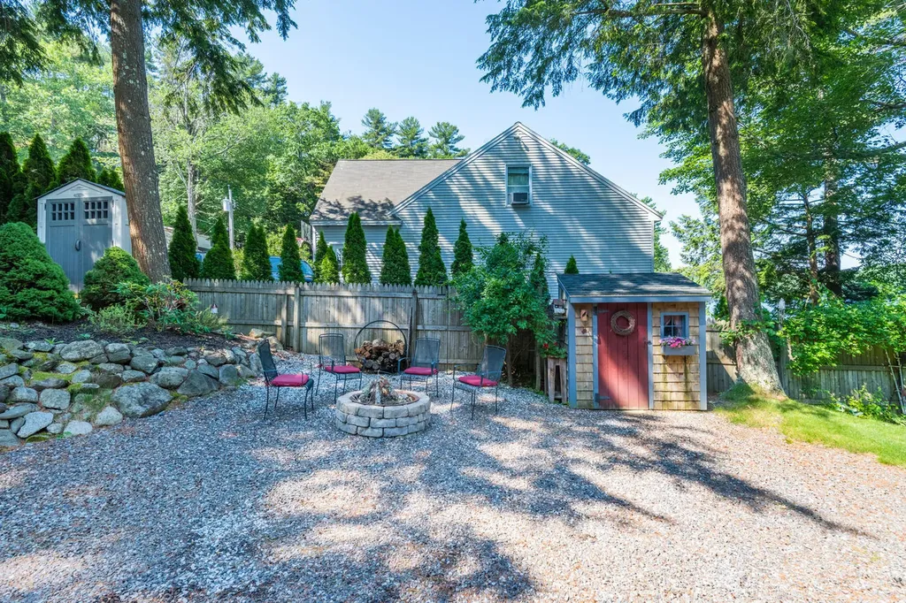 45 Sunset Road Falmouth ME 04105