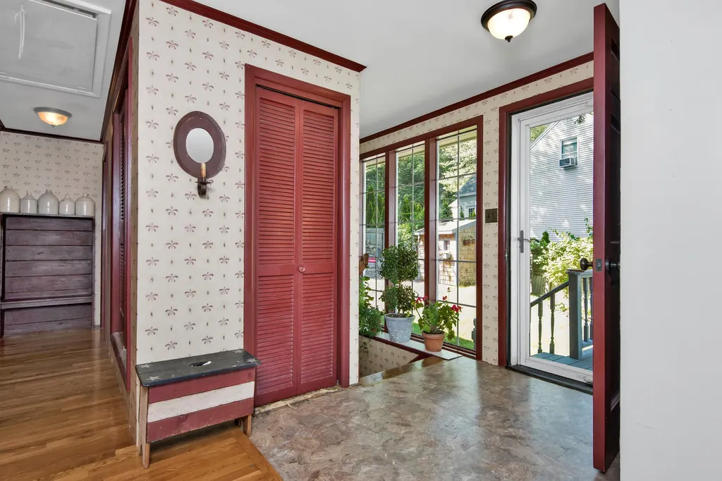 45 Sunset Road Falmouth ME 04105