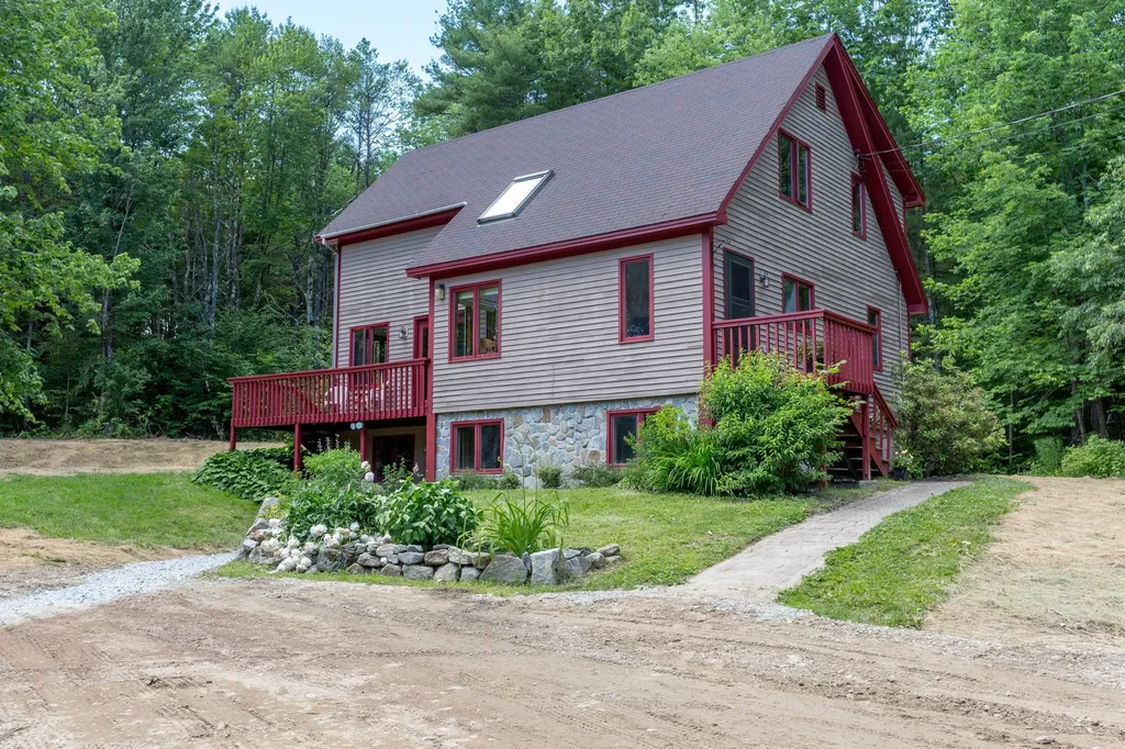 1041 Hallowell Road Durham ME 04222