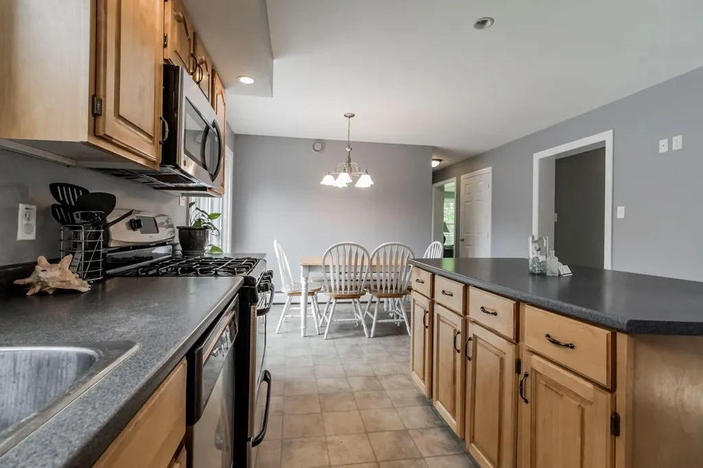 255 Arboretum Park Drive Warren ME 04864