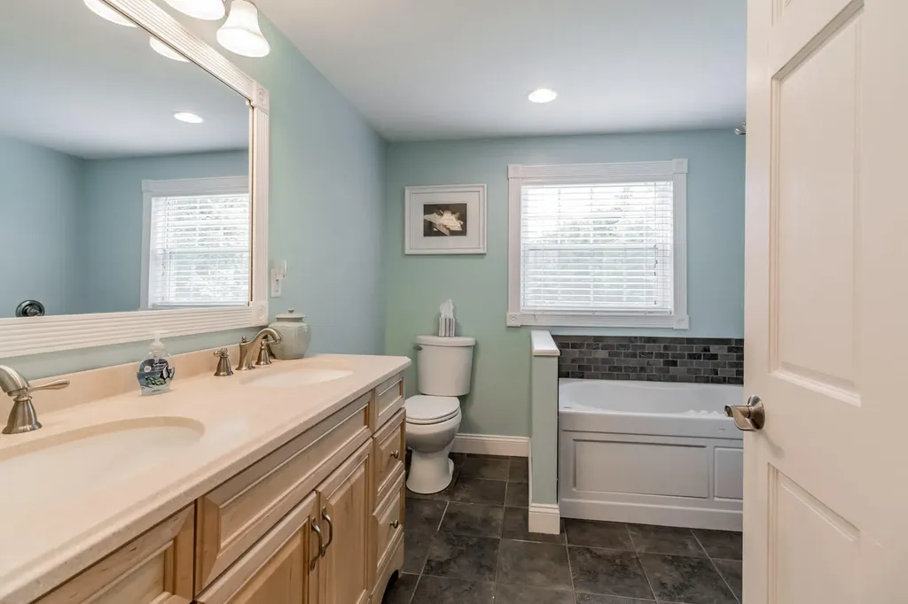 255 Arboretum Park Drive Warren ME 04864